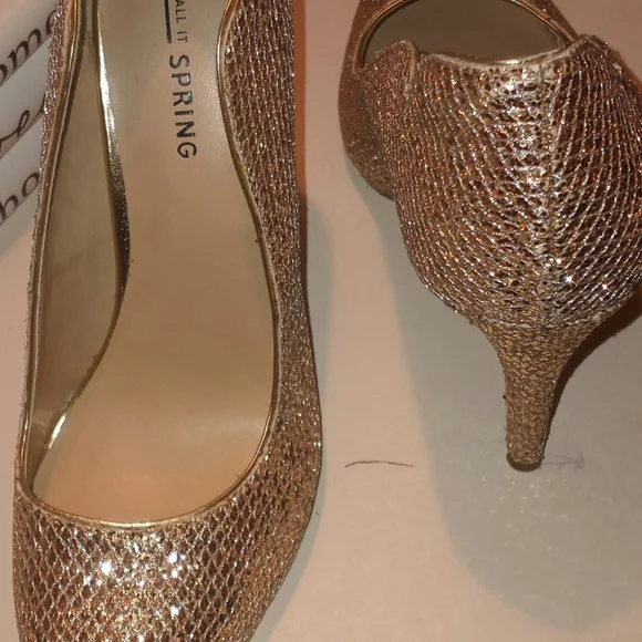 Call It Spring - Picture 8 of 9